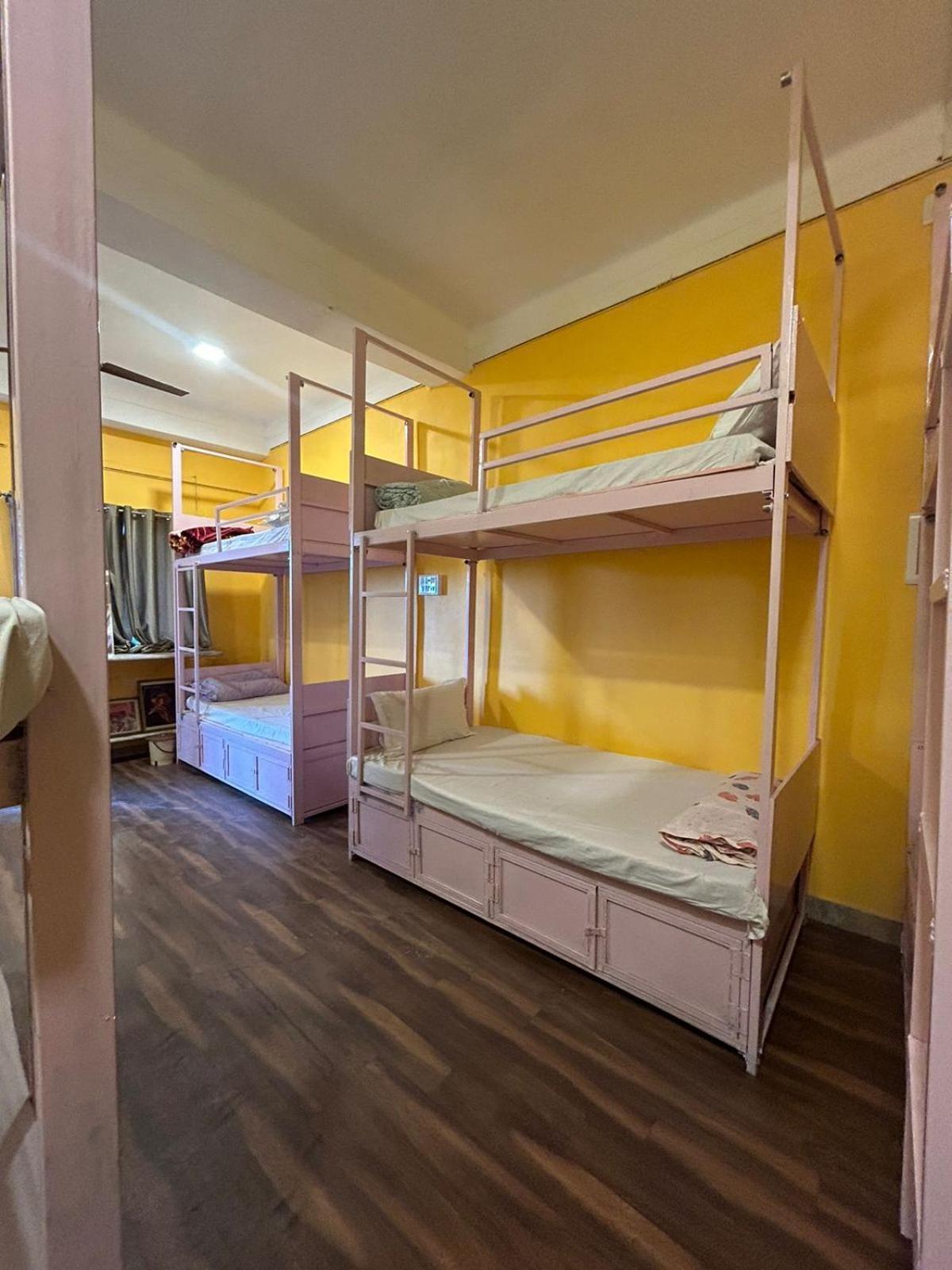 Unplanned Hostel Удайпур Екстериор снимка