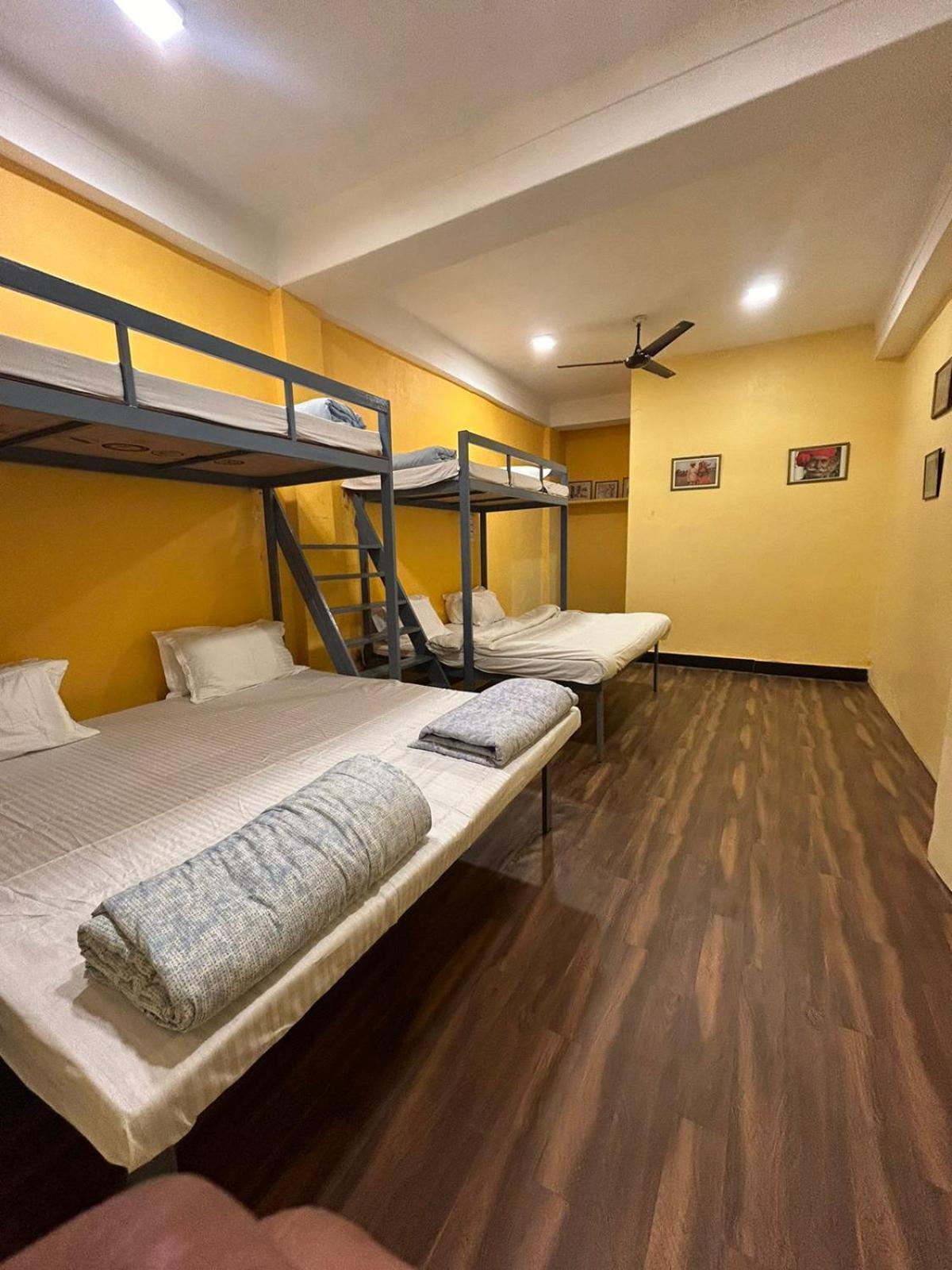 Unplanned Hostel Удайпур Екстериор снимка